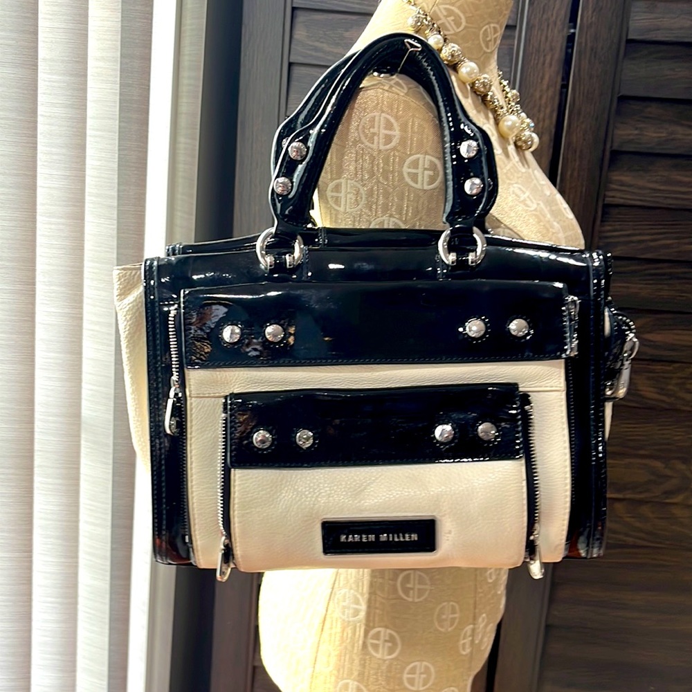 Women’s purse